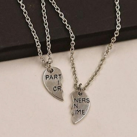 ❤Partners in crime necklace set.❤ - Picture 4 of 4